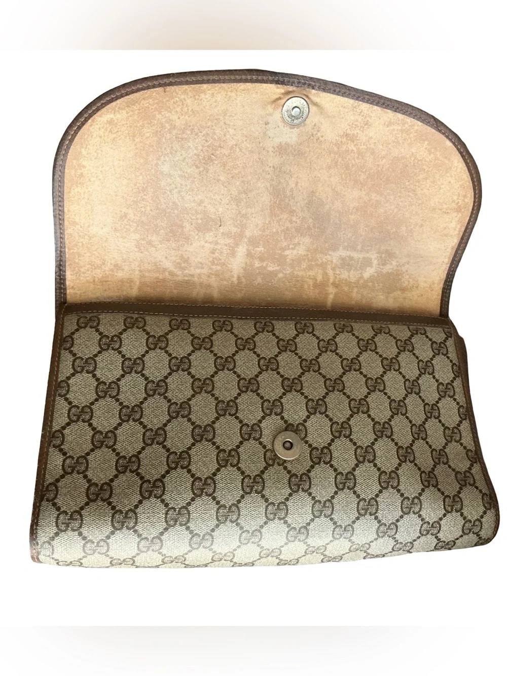 Gucci Beige GG Supreme Canvas Clutch with Brown Trim and Green-Red Web